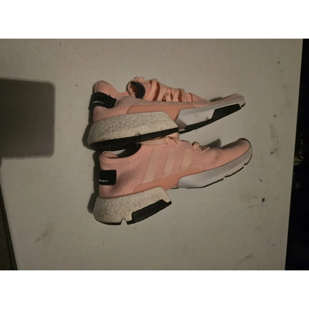 Men  Adidas Pink Ultraboost Running Shoes‎